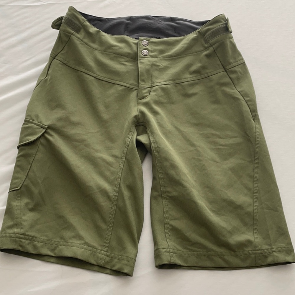 The North Face Green Hiking Bermuda Shorts